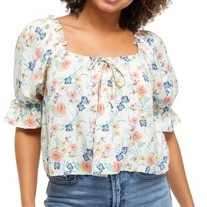 NWT Belle Du Jour Ruffle Cropped Pheasant Top Juniors Sz L  Floral